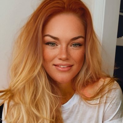 Christy_young7's profile picture.