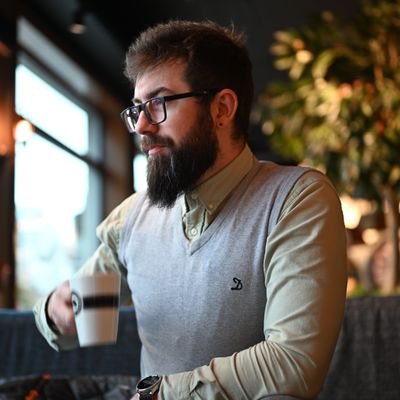 LavricSorin's profile picture. Photographer at @LavricStudio