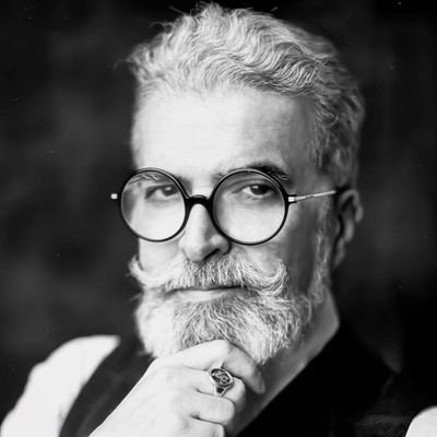 PLCamagni's profile picture. Writer and photographer
❤️ Milan - Brixia - Rome - Naples - Paris - Boston
AC Milan fan, Socialist, Freemason and Rotarian