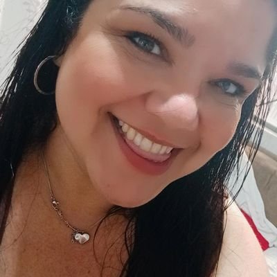 apaularibeiro81's profile picture. Onde o amor impera, não há desejo de poder; e onde o poder predomina, há falta de amor. Um é a sombra do outro. 
Carl Jung