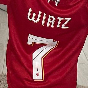 nnamanichi93717's profile picture. Don't take anything too serious; pro- life. let's be mutuals 🌺🌺. LFC 🛑, FC BARCA..