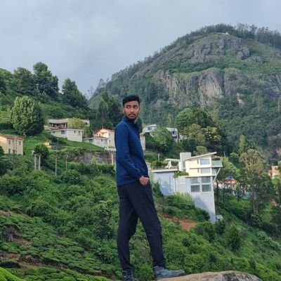 sxrthxk's profile picture. ...