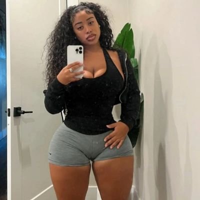 Sharon13134's profile picture. Young Girl With Big God 🥰😇