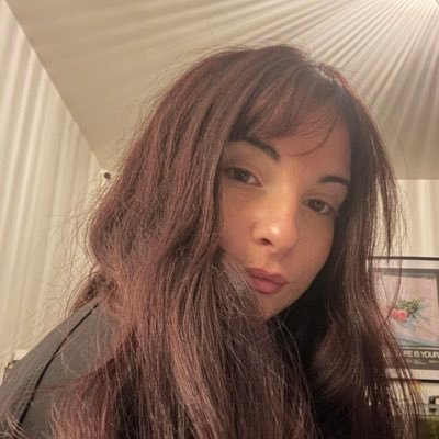 eyu_neko's profile picture. Petite et puissante