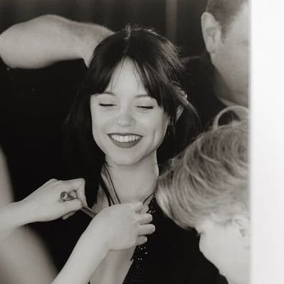 euqwen's profile picture. gosto de animes, jenna ortega e gatos //

não esperem nada de mim