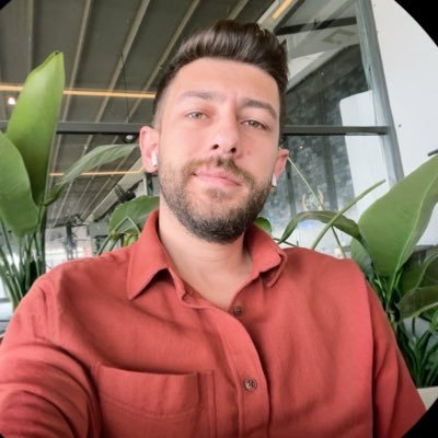 metnakc_'s profile picture. Web Developer