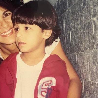 PachGuilherme's profile picture. who’s there at the door right now?