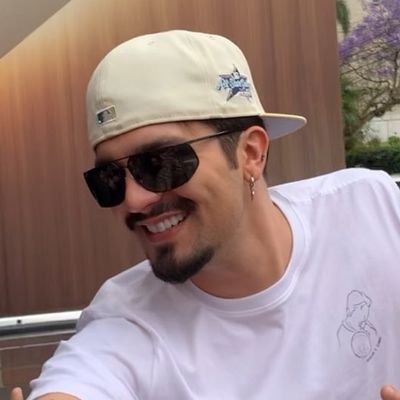 luanbadliar's profile picture. i was feeling epic