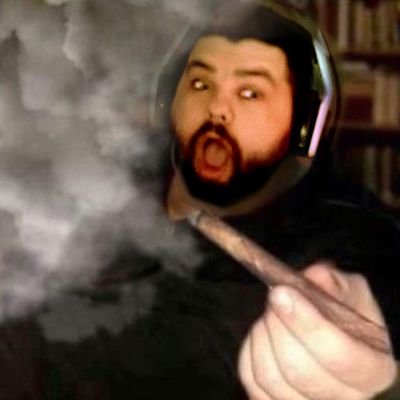 Bong_RipperMD's profile picture. https://t.co/WmAuLeSRF3

I take rips on the Internet. 

trans rights are human rights. Fuck Fascism.