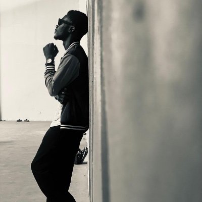 Thee_Dahniel's profile picture. 