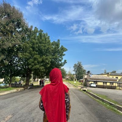 Prettymynah's profile picture. Future RN (loading… ⏳) | Sharing my final steps from student nurse to registered nurse ✨