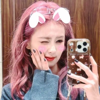 theartofbailu's profile picture.