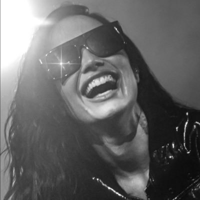 lovtoeasy's profile picture. ↳ 𝘩𝑜𝑠𝑝𝑖𝑡𝑎𝑙 𝑚𝑒𝑚𝑜𝑟𝑖𝑎𝑙 𝑔𝑟𝑒𝑦-𝑠𝑙𝑜𝑎𝑛.