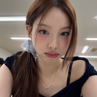 mervemesta's profile picture. 21 yaşındayım. Youtube hesabımı büyütmeye çalışıyorum 🩵