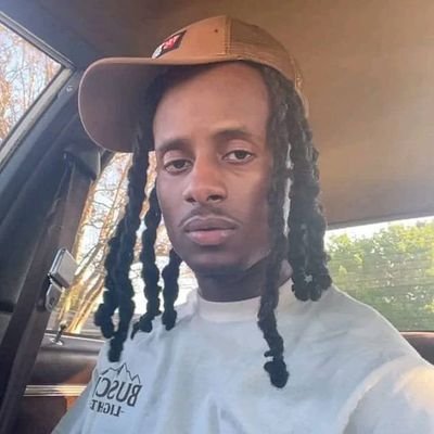 slochs63626's profile picture. 