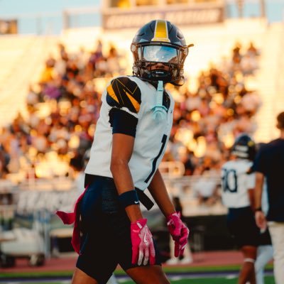TorresMikey4's profile picture. Eastwood High School ‘26 | Wide Receiver | 5’10” 145 lbs | 4.6 40yd | 3.8 GPA