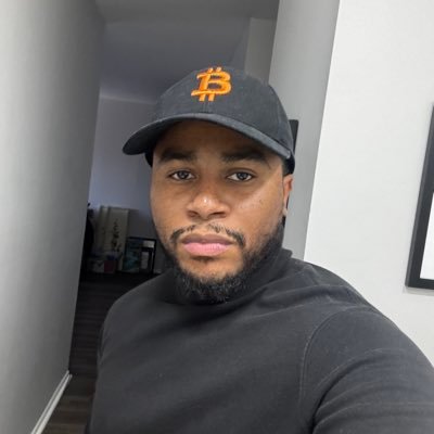 thedatabunny's profile picture. I talk about tech, investing, and Crypto