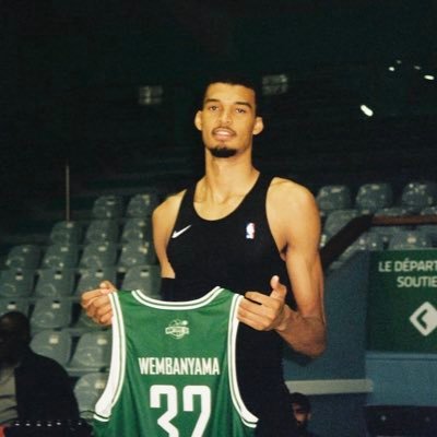 Jeezybra's profile picture. #Chiefskingdom #PorVida WestbrookFc Respect Yourself