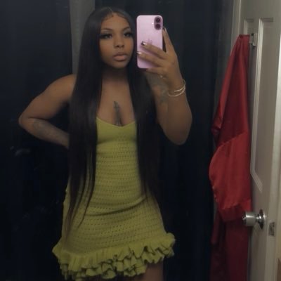 TAYBUG_xo's profile picture. bae I just be talkin on here.. ig : taybug_xo