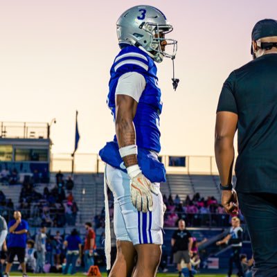 JojoSmithHart3's profile picture. || 6'3 190lbs || C/O 2026 || 3.1GPA || @altalomalions ||WR|| Located Rancho Cucamonga ||#3 ||818-318-5633 || Josiah.Smith-Hart@outlook.com