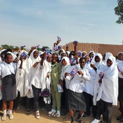 TheOcheMaria's profile picture. 