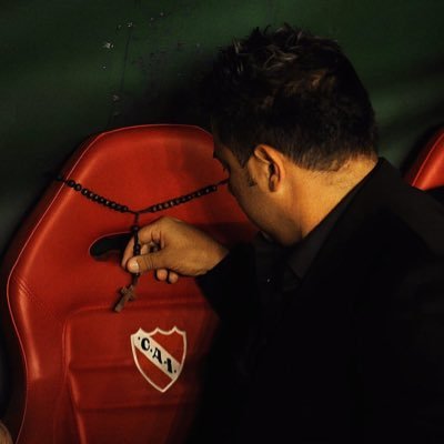 yisas2112's profile picture. Dev