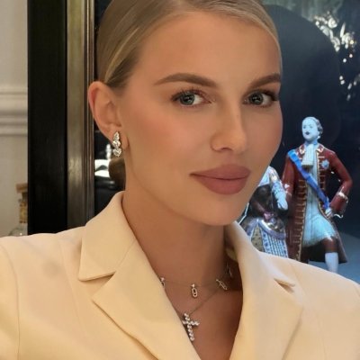 grace17171212's profile picture. Dreamer ☁️Coffee lover ☕Living my best life in NYC 🌴Always watching the sunset 🌅Loves meeting new like-minded people