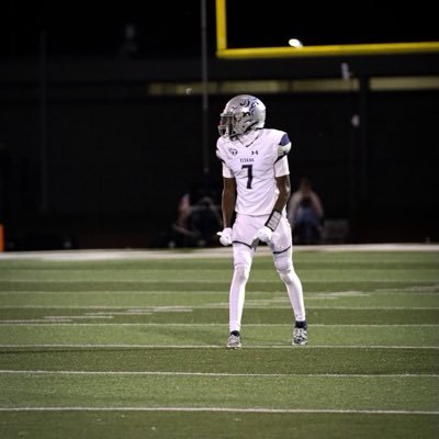 HarrisonPerk_11's profile picture. LSW ‘27 |WR,CF |170lbs 6’1|. Football and Baseball|22.1 200| 40 time 4.5| 60 time 6.4| phone number 816-490-0504| Email: Hperkins28@icloud.com