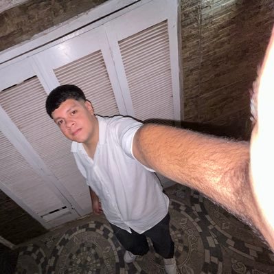 Augus7285's profile picture. 