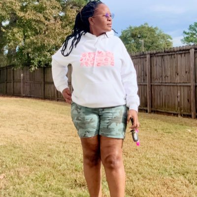 KimberlyTv2's profile picture. confidence is my reward for overcoming fear ~ frigonah