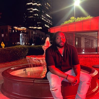 itbekrave's profile picture. 👻👻|❄️❄️| im a phoenix i just haven’t turned to ashes yet my minds dirty cuz my psyche hasn’t wiped its glasses yet