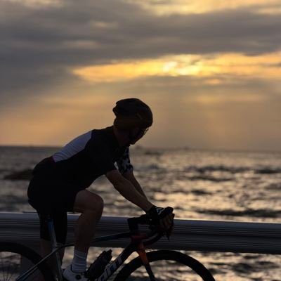allengyu84's profile picture. It's Great thing, there is Cycling in my life / @PeterSagan / #Book / #StockMarket / #IT  / $TSLA /