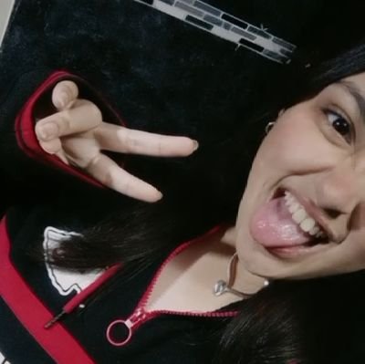 morochabionicaa's profile picture. ro biónica ama a los tan biónica y a pétalos