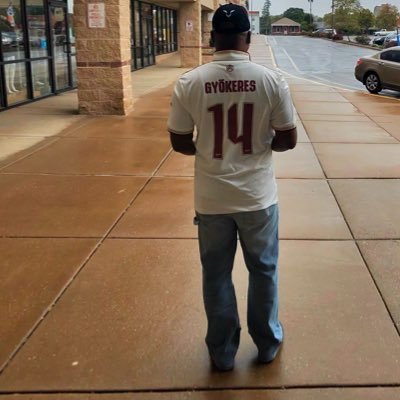 mcfolan's profile picture. fighting to break the law of gravity...to stay up and never go down!!! #Mensch #3SC #Arsenal #Celtics ☘️ #Lillard