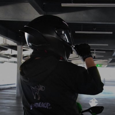 maininbl's profile picture. Kobe / ninja zx10R / Mrs. GREEN APPLE / camera📸 Canon Kissx4 / Instagram main🫡🫶