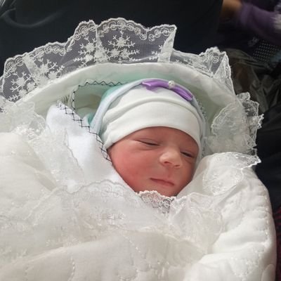 dianafamily98's profile picture. I gave birth to my first child during. We only want the bare minimum for our daily need From(food, drink and supplies for my child). 
#VerifiedByRadioWatermelon