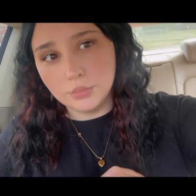 lenaingrace's profile picture. 28 | CT | Psych Major