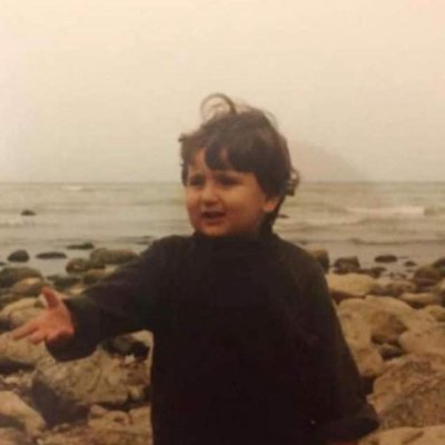 emadmihankhah's profile picture. رهگذری از لبه کائنات