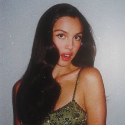 lLOVEURGUTS's profile picture. romance book lover. |OR & DWG| chenford, bonrad & rubyjames