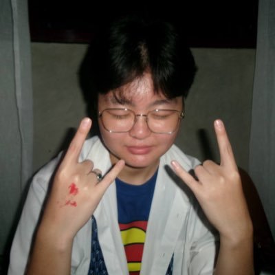 etivacdyke's profile picture. i guess we’ll never know!