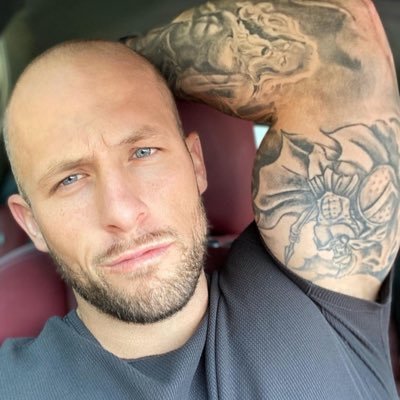 cee013930770h's profile picture. 