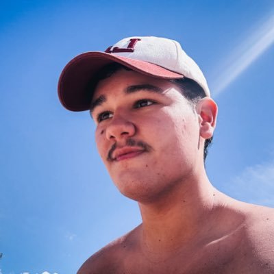 ottewag's profile picture. viva a violência, a putaria e a psicanálise