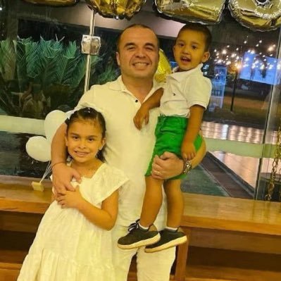 enribracho's profile picture. Abogado.Pedrojuanino.Olimpista desde la concepción.Afiliado a la A.N.R. Egresado del Liceo Militar Acosta Ñu."Gracias a DIOS y a mis PADRES"🌞👁🌙🌿🇵🇾🚩