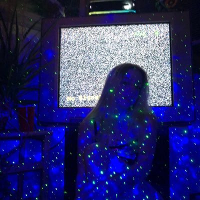 bella_sbllxo's profile picture. @bellaewersart