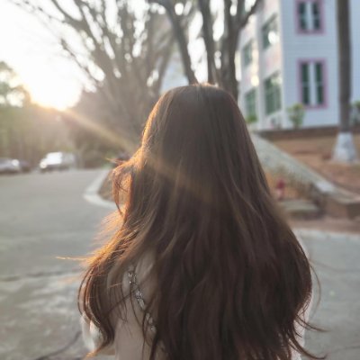 rosalind52011's profile picture. Live gently, think deeply about life, and love sincerely