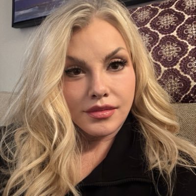 @StellaParton