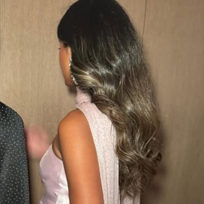 nonnnnniii1's profile picture. dr. noora