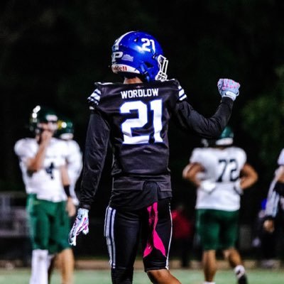 Twordlow28's profile picture. GOD first ✝️ 6’0• 165 • DB-ATH• hand size 11 2028’ • GPA3.2 Wendell Philips