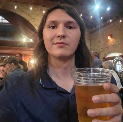 GGSoFly's profile picture. I'm SoFly 👔🖌📸🎙🎹🎧🪙📈
Business Owner | Artist / Graphic Designer / Digital Printing / Musician / Producer / Crypto & StockHODLer
https://t.co/A8SK7HFapk