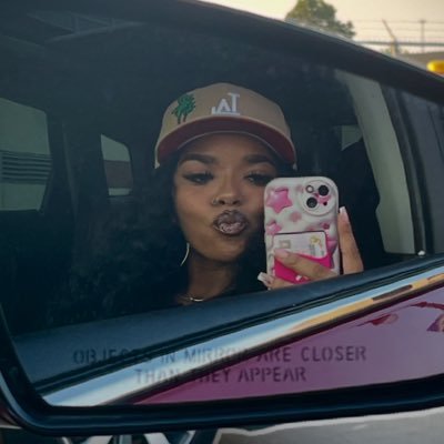 lifewmya's profile picture. just running my mouth don’t mind me ;)